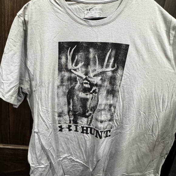 Under Armour Men's White 'I Hunt' Graphic Tee - Picture 1 of 2